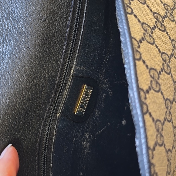 Vintage Authentic Gucci Shoulder Bag - Picture 3 of 13